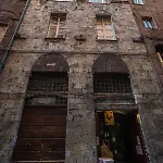 Alojamento de Acomodação e Pequeno-almoço Casatorre Dei Leoni Dimora Storica 4*