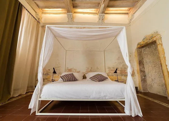 Bed & Breakfast Casatorre Dei Leoni Dimora Storica Siena