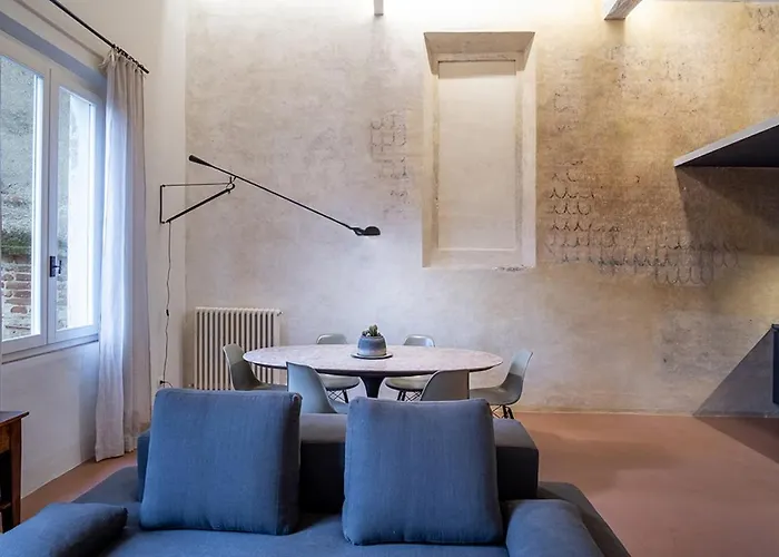 Casatorre Dei Leoni Dimora Storica Bed & Breakfast Siena