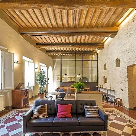 Bed & Breakfast Casatorre Dei Leoni Dimora Storica Siena