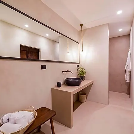Bed & Breakfast Casatorre Dei Leoni Dimora Storica 4*