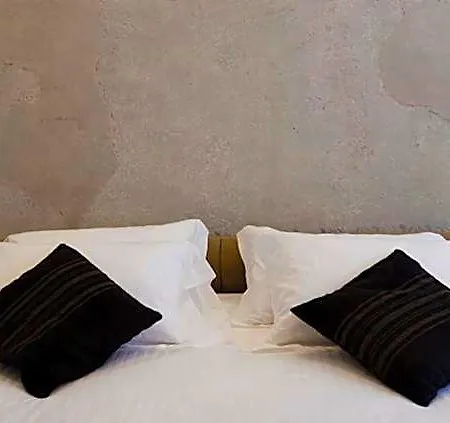 Casatorre Dei Leoni Dimora Storica 4*