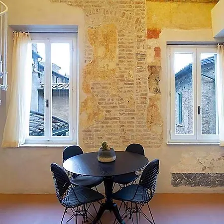 Bed & Breakfast Casatorre Dei Leoni Dimora Storica 4*
