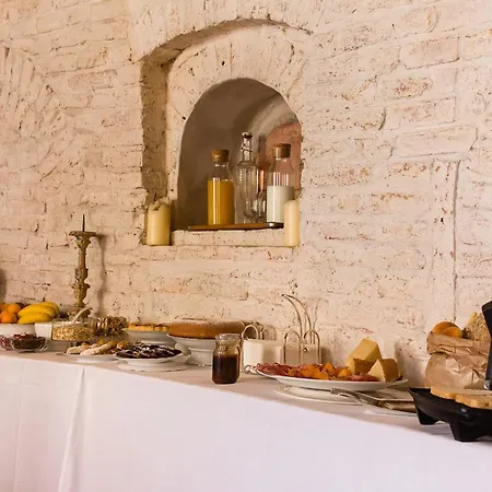 Casatorre Dei Leoni Dimora Storica Bed & Breakfast 4*