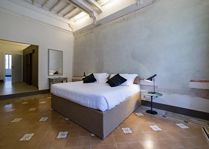 Casatorre Dei Leoni Dimora Storica Siena