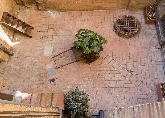 Casatorre Dei Leoni Dimora Storica 4* Сиена