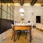 Bed & Breakfast Casatorre Dei Leoni Dimora Storica 4*