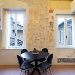 Casatorre Dei Leoni Dimora Storica Bed & Breakfast